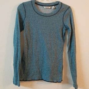 Juniors long sleeve light weight sweater